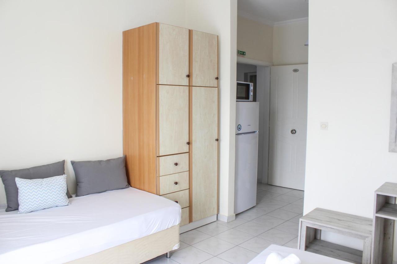 Iason Apartments لوترا إديبسو المظهر الخارجي الصورة